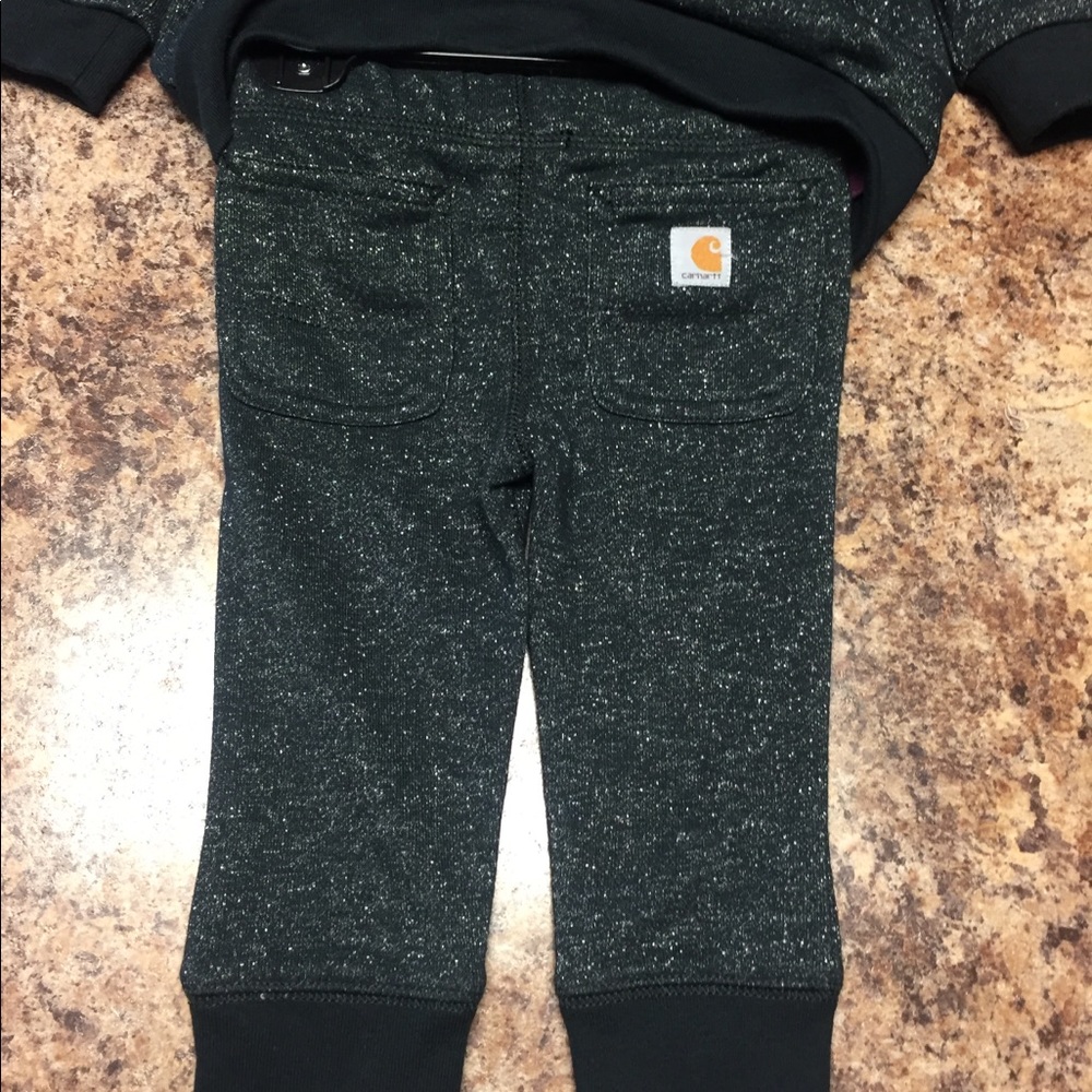 Outfit - Picture 3 of 3